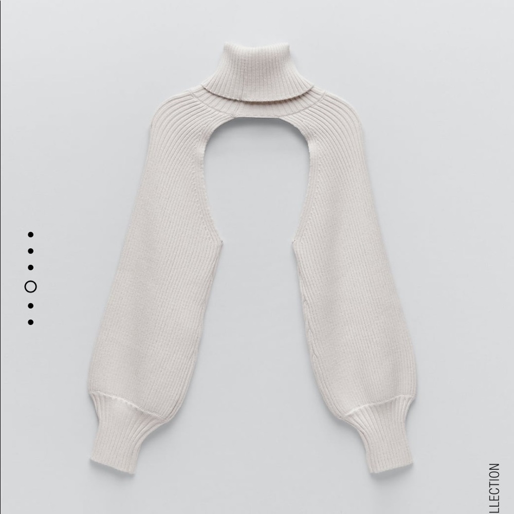 Zara Turtleneck Sleeve Scarf